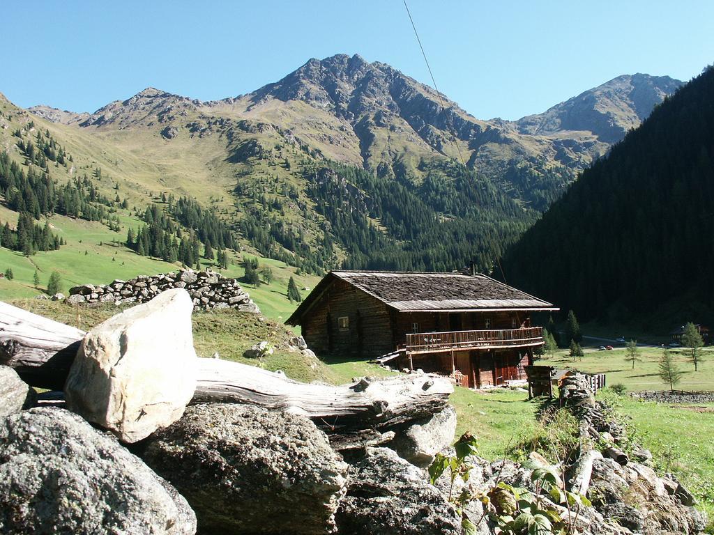 Biohof Jenewein Innervillgraten Exterior foto