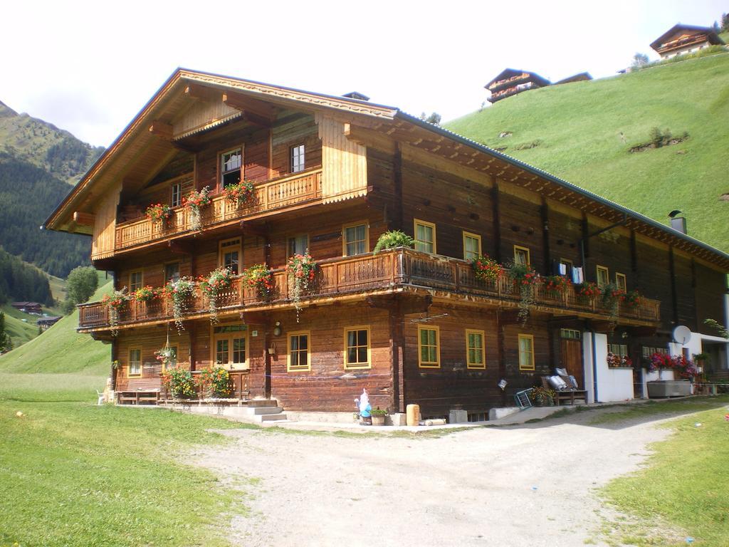 Biohof Jenewein Innervillgraten Exterior foto